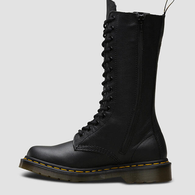 Dr.Martens 14ホール ブーツ 1