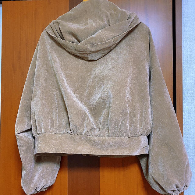 w closet(ダブルクローゼット)の⚠️最終価格⚠️ダブルクローゼット　パーカー レディースのジャケット/アウター(ブルゾン)の商品写真