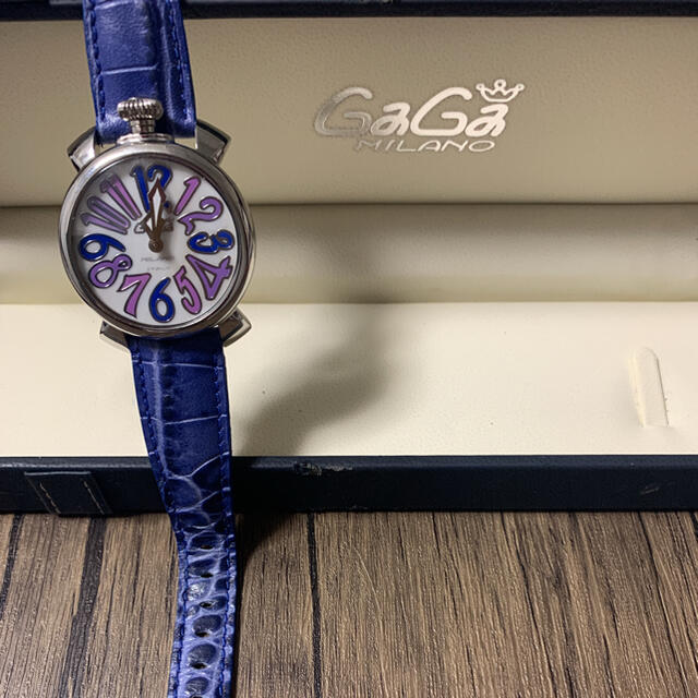 ガガミラノマニュアーレ40 レディースのファッション小物(腕時計)の商品写真