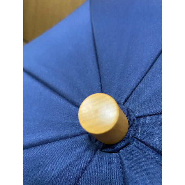 サンバリア100 ネイビーフリル　(2段折) レディースのファッション小物(傘)の商品写真