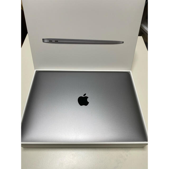 Apple - MacBook Air 13-inch / M1 / 8GB / 256GB