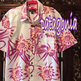 パタゴニア(patagonia)のパタゴニア 人気柄 アロハシャツ 水色 花柄 Tシャツ ベビー キッズ ハット(Tシャツ/カットソー(半袖/袖なし))