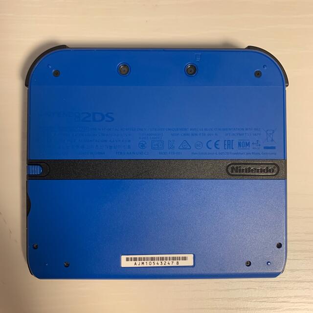 ニンテンドー2DS(ニンテンドー2DS)の2DS 本体のみ ブルー エンタメ/ホビーのゲームソフト/ゲーム機本体(携帯用ゲーム機本体)の商品写真
