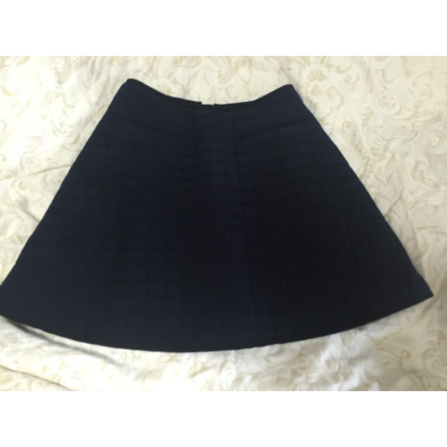 LE CIEL BLEU(ルシェルブルー)のルシェルブルー センタージップキルティングスカート レディースのスカート(ミニスカート)の商品写真