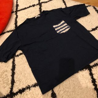 ロデオクラウンズ(RODEO CROWNS)の【美品】最終値下げ✩RODEO CROWNS ネイビーVネックTシャツ(Tシャツ(半袖/袖なし))