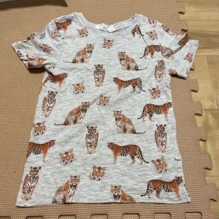 エイチアンドエム(H&M)のH&M トラ総柄 サイズ130(Tシャツ/カットソー)