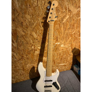 フェンダー(Fender)のFENDER JAPAN LIMITED DELUXE JAZZ BASS® V(エレキベース)