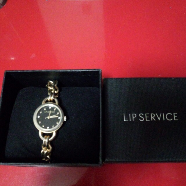LIP SERVICE(リップサービス)のLIPチェーン時計♡送料込み レディースのファッション小物(腕時計)の商品写真