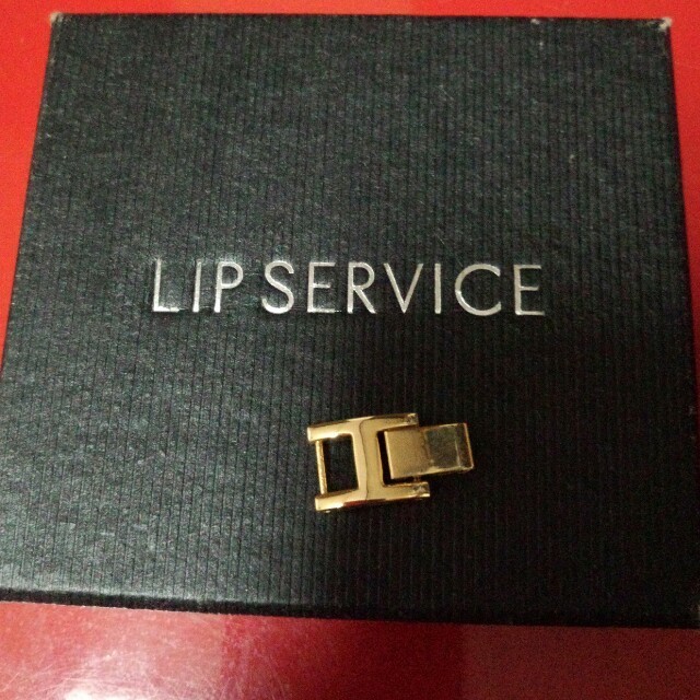 LIP SERVICE(リップサービス)のLIPチェーン時計♡送料込み レディースのファッション小物(腕時計)の商品写真