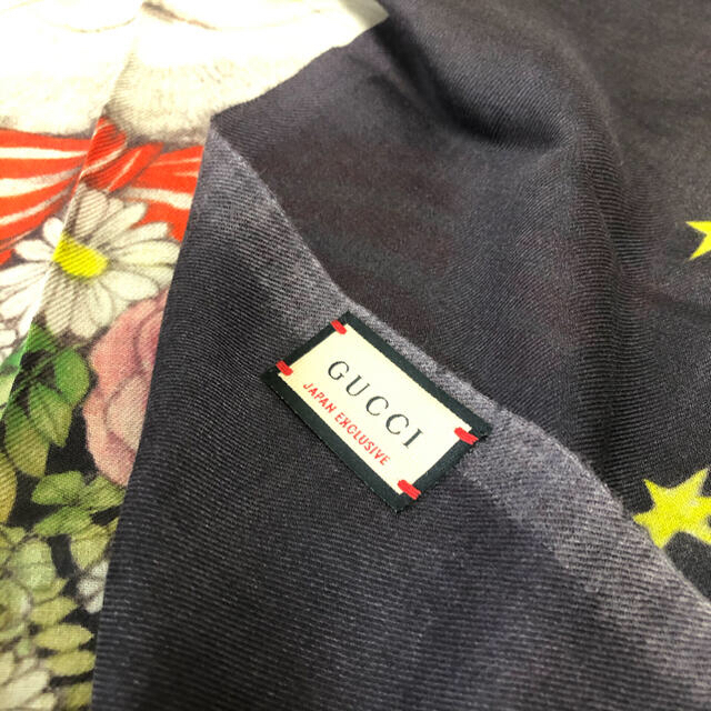 Gucci(グッチ)のGUCCI ヒグチユウコ　銀座並木店限定コラボ　カシミアストール レディースのファッション小物(ストール/パシュミナ)の商品写真