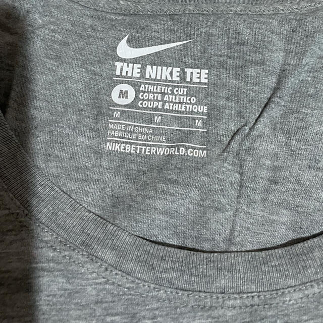 NIKE(ナイキ)のNIKEロゴTシャツ レディースのトップス(Tシャツ(半袖/袖なし))の商品写真