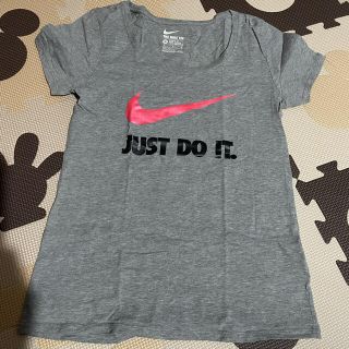 ナイキ(NIKE)のNIKEロゴTシャツ(Tシャツ(半袖/袖なし))