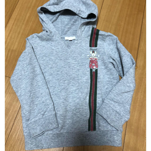 Gucci(グッチ)のグッチパーカー18-24M キッズ/ベビー/マタニティのベビー服(~85cm)(トレーナー)の商品写真