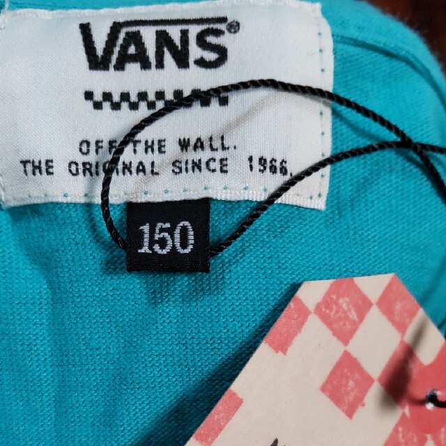 VANS(ヴァンズ)のVANS　未使用タグ付き　ロゴ入りTシャツ　１５０　S～Mサイズ レディースのトップス(Tシャツ(半袖/袖なし))の商品写真