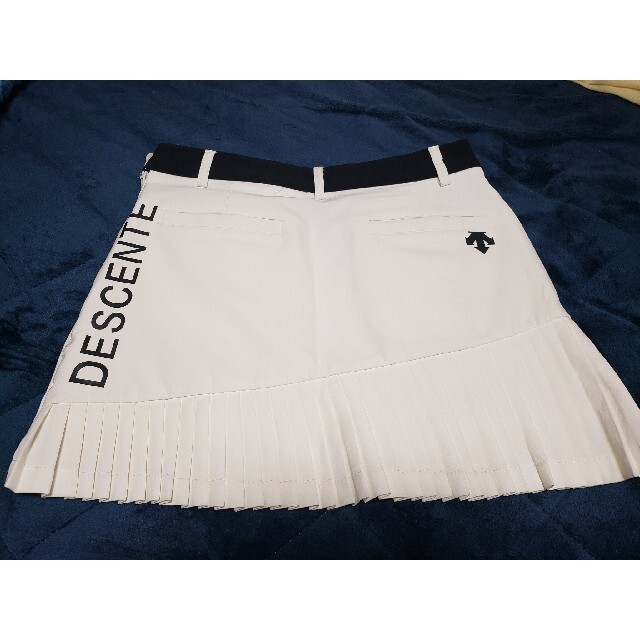 DESCENTE　ゴルフスカート