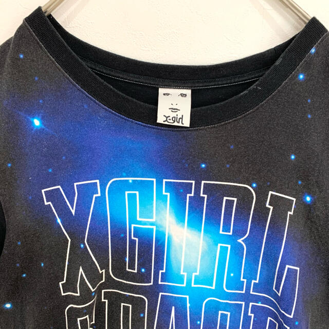 X-girl(エックスガール)の☆Xgirl　 エックスガール　Tシャツ　 Lサイズ　宇宙柄　ブラック レディースのトップス(Tシャツ(半袖/袖なし))の商品写真