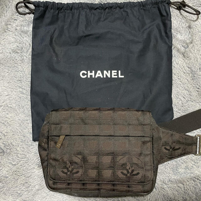 CHANEL(シャネル)のCHANEL ウエストポーチ　シャネル　トラベルライン レディースのバッグ(ハンドバッグ)の商品写真