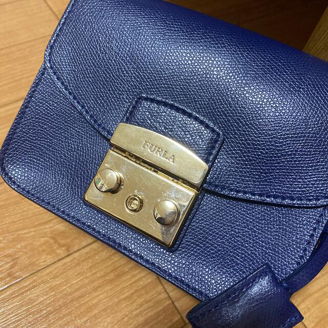 FURLA フルラ メトロポリス ショルダーバッグ - ショルダーバッグ