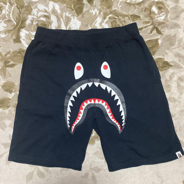 APE BAPE KAWS SHARK スウェットパンツ パンツ ショーツ 黒 逸品