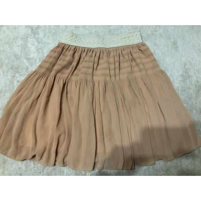 MAJESTIC LEGON(マジェスティックレゴン)の【再値下げ中】ふんわりスカート キッズ/ベビー/マタニティのキッズ服女の子用(90cm~)(スカート)の商品写真