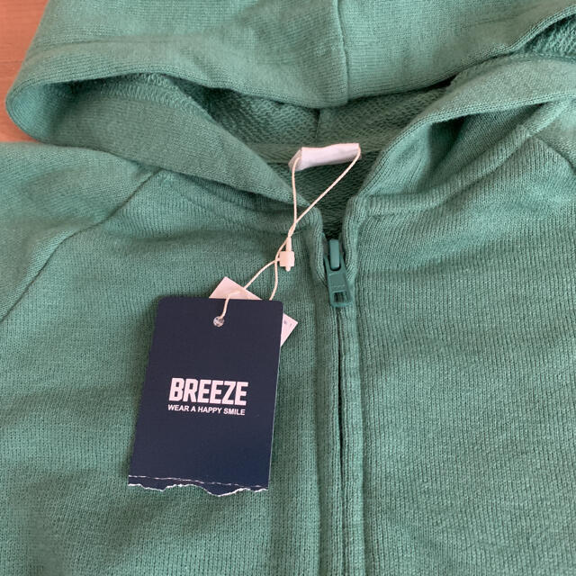 BREEZE(ブリーズ)の値下げ！新品！ブリーズ　パーカー　上着　アウター　140 キッズ/ベビー/マタニティのキッズ服男の子用(90cm~)(ジャケット/上着)の商品写真