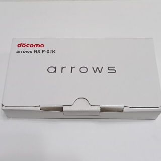 エヌティティドコモ(NTTdocomo)のSIMロック解除済 arrows NX F-01K Ivory White(スマートフォン本体)