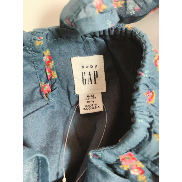 babyGAP(ベビーギャップ)の＊新品＊ baby GAP 70 ロンパース 花柄 キッズ/ベビー/マタニティのベビー服(~85cm)(ロンパース)の商品写真