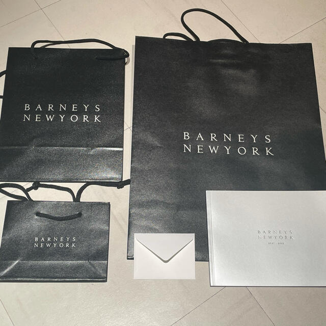 BARNEYS NEW YORK(バーニーズニューヨーク)のバーニーズニューヨーク　袋セット レディースのバッグ(ショップ袋)の商品写真