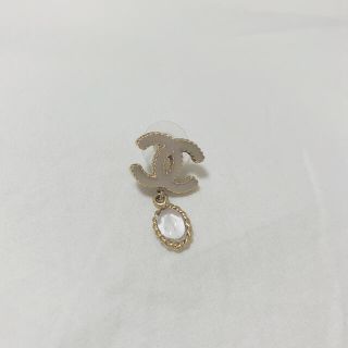 シャネル(CHANEL)のシャネルピアス　片耳(ピアス(片耳用))