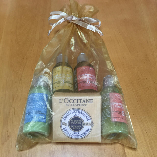 L'OCCITANE(ロクシタン)のロクシタン アメニティセット コスメ/美容のボディケア(バスグッズ)の商品写真