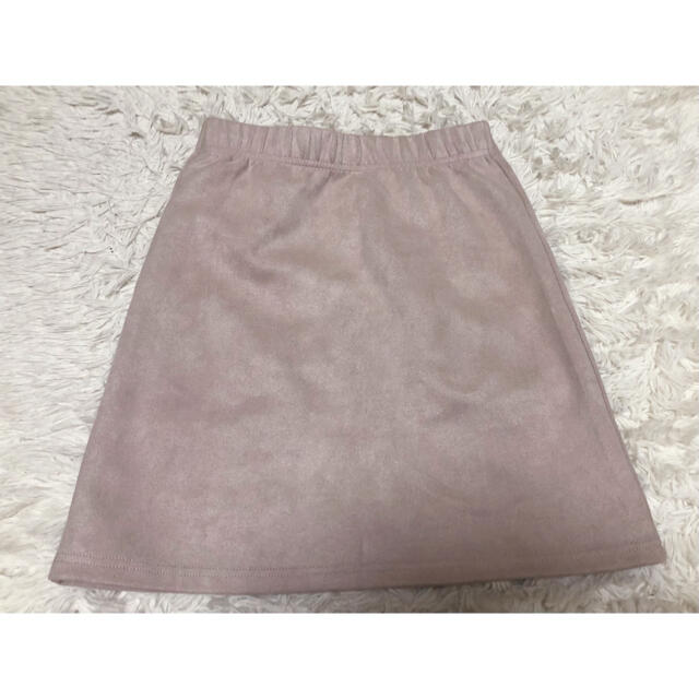 Avail(アベイル)のスエード ビジューボタン付きミニスカート レディースのスカート(ミニスカート)の商品写真
