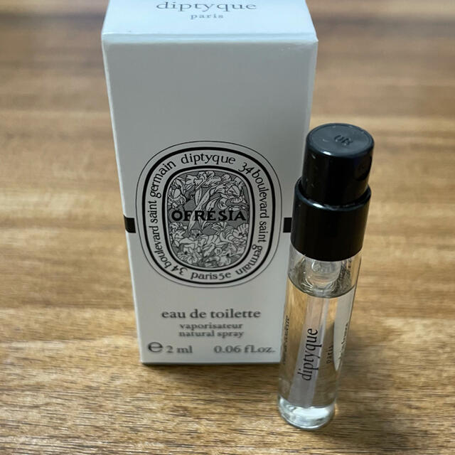 diptyque(ディプティック)のdiptyque オードトワレ　オフレジァ2ml コスメ/美容の香水(香水(女性用))の商品写真