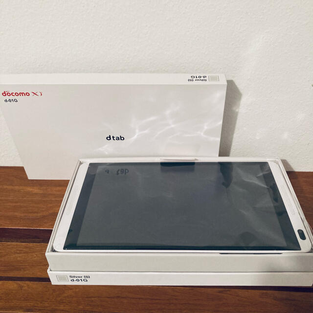 NTTdocomo　dtab d-01G タブレット本体のみ