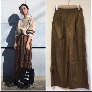 マウジー(moussy)のMOUSSY♡SATIN WIDE PANTS(カジュアルパンツ)