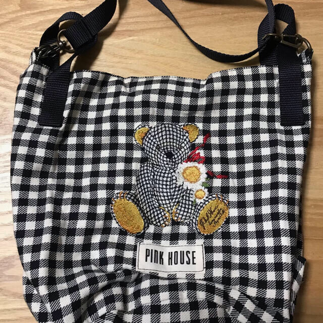 PINK HOUSE(ピンクハウス)の☆ケイト様専用　美品　ピンクハウス  くまショルダーバッグ レディースのバッグ(ショルダーバッグ)の商品写真