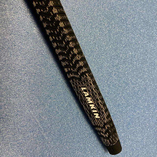 Lamkin(ラムキン)の【新品】ラムキン ディープエッジド パドル コード パターグリップ  松山英樹 スポーツ/アウトドアのゴルフ(クラブ)の商品写真