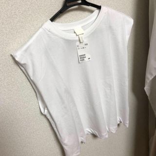 エイチアンドエム(H&M)のH&M 新品　フレンチスリーブ(カットソー(半袖/袖なし))