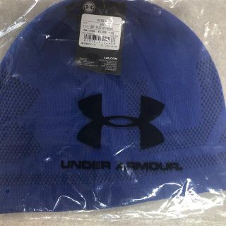 アンダーアーマー(UNDER ARMOUR)のアンダーアーマー　帽子　新品未使用　定価3000円(ニット帽/ビーニー)