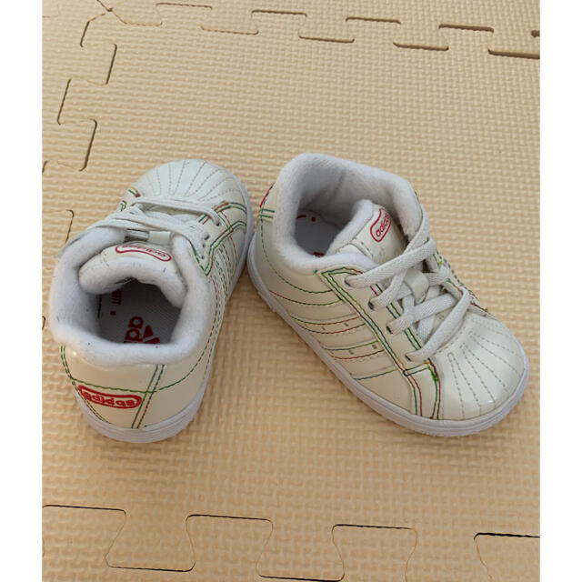 adidas(アディダス)のアディダスベビーシューズ 12cm  キッズ/ベビー/マタニティのベビー靴/シューズ(~14cm)(スニーカー)の商品写真