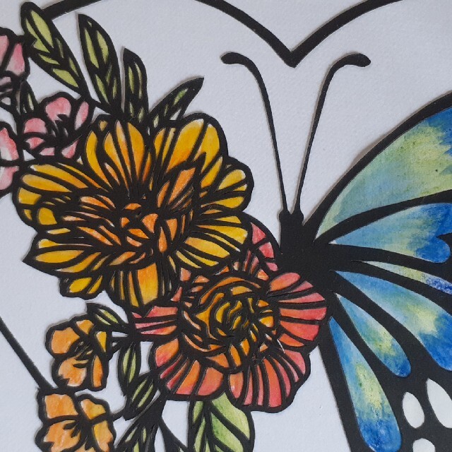 切り絵アート　花と蝶