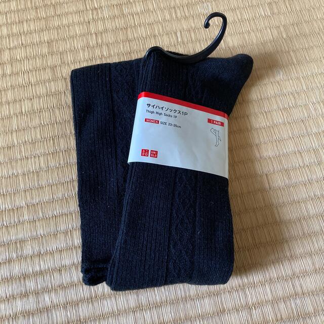 UNIQLO(ユニクロ)のUNIQLOサイハイソックス レディースのレッグウェア(ソックス)の商品写真