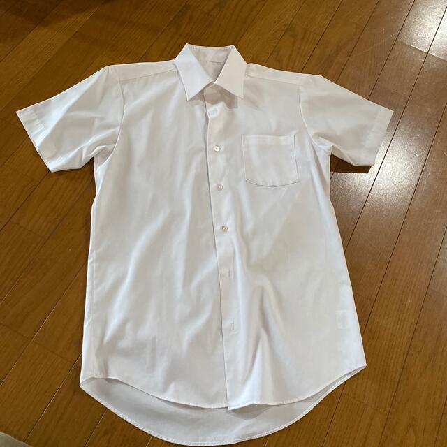 しまむら(シマムラ)のワイシャツ　男の子　155 2枚　白 キッズ/ベビー/マタニティのキッズ服男の子用(90cm~)(ブラウス)の商品写真