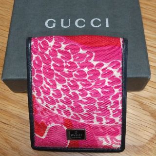 グッチ(Gucci)のグッチ コンドームケース GUCCI 小銭入れ 箱付き(コインケース/小銭入れ)