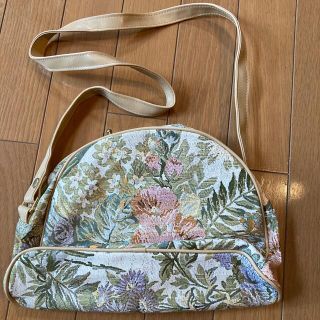 エイボン(AVON)の花柄　ショルダーバッグ(ショルダーバッグ)