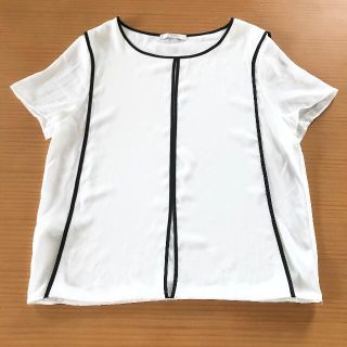 マンゴ(MANGO)の透けない白【匿名送込】MANGO フランス購入品(カットソー(半袖/袖なし))