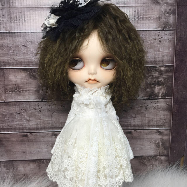 blythe _w-328オリーブ✨チベットラムフルスキンウィッグ