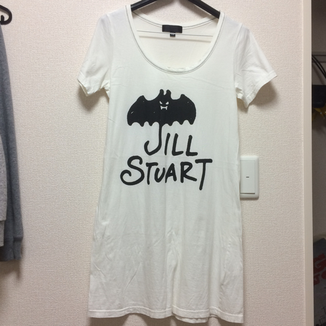 JILLSTUART(ジルスチュアート)のJILL STUART 白Tシャツワンピ レディースのワンピース(ひざ丈ワンピース)の商品写真