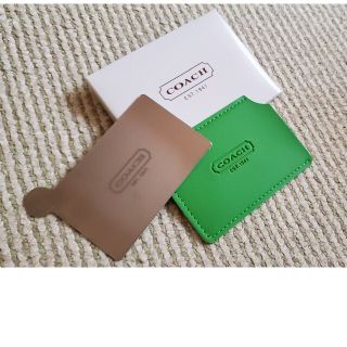 コーチ(COACH)のCOACH正規品手鏡グリーン💚(ミラー)