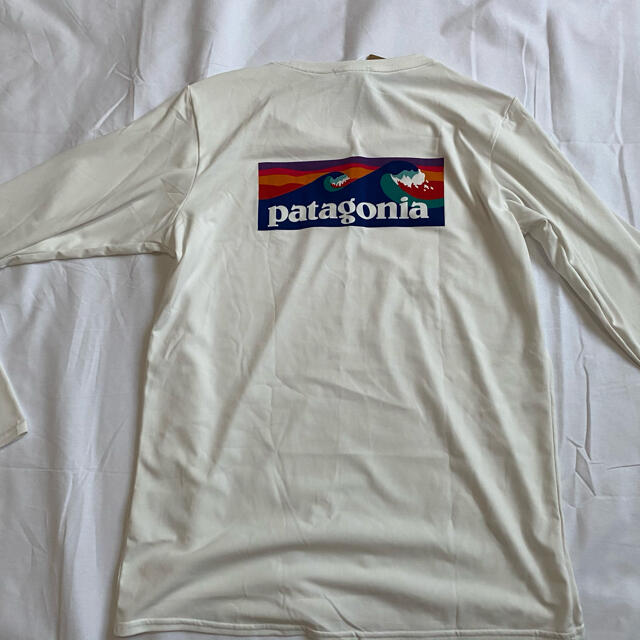 patagonia(パタゴニア)のPatagonia ロンT スイムウェア 白 ホワイト 海用 レディースのトップス(Tシャツ(長袖/七分))の商品写真