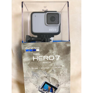 ゴープロ(GoPro)の週末限定お値下げ中GoPro HERO7 White（ゴープロ)(コンパクトデジタルカメラ)
